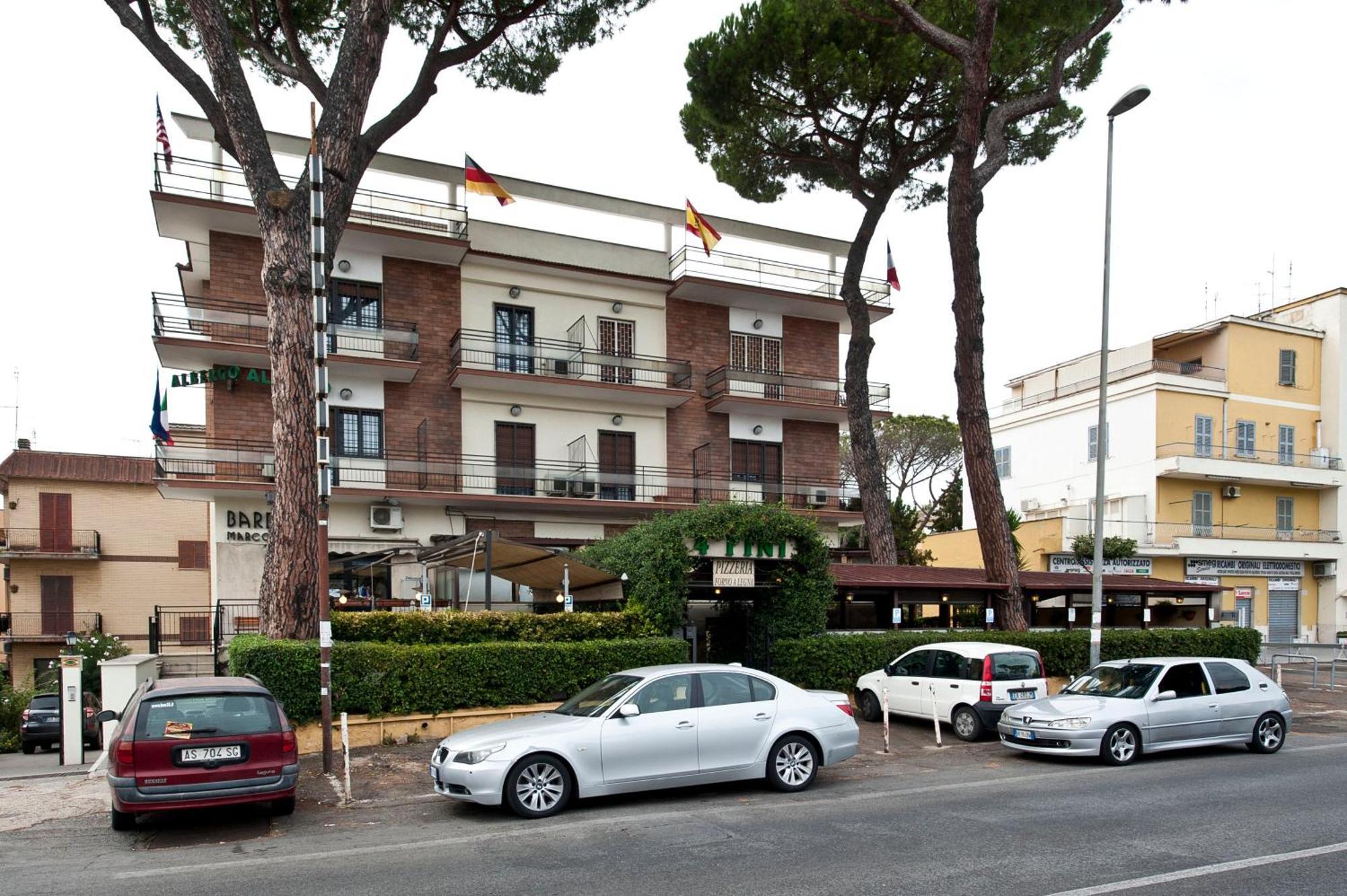 Hotel 4 Pini Rome Luaran gambar